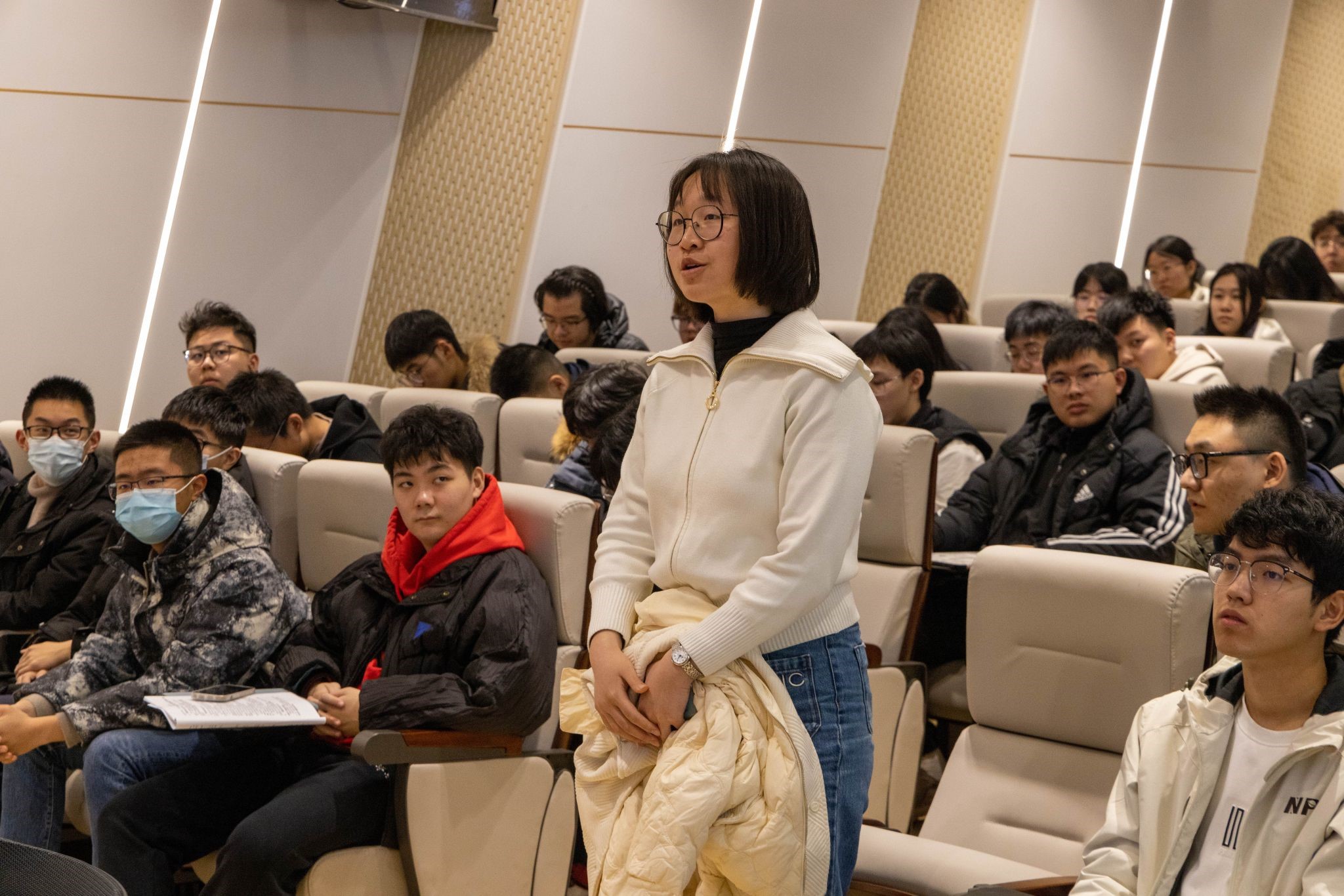 Professor Xu Bin’s Lecture on “Global Competence” Was Successfully Held